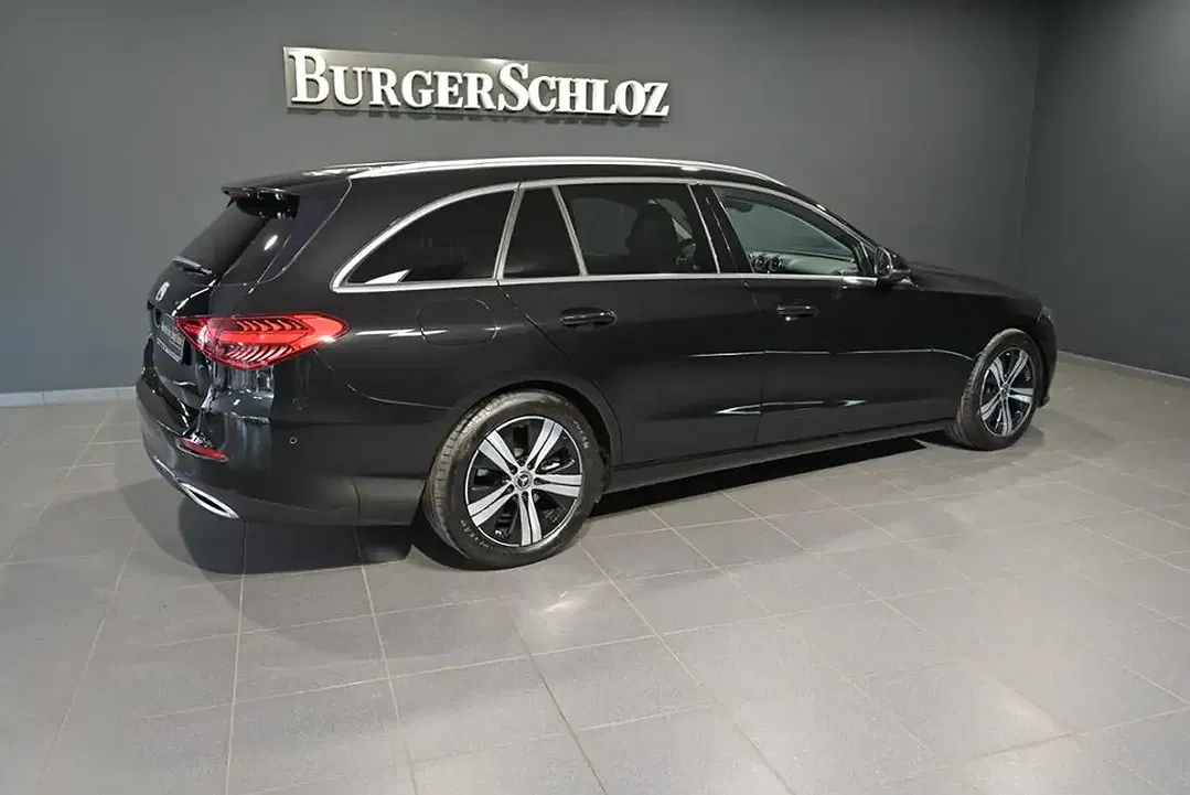 Mercedes-Benz C 200 - Thumbnail 2