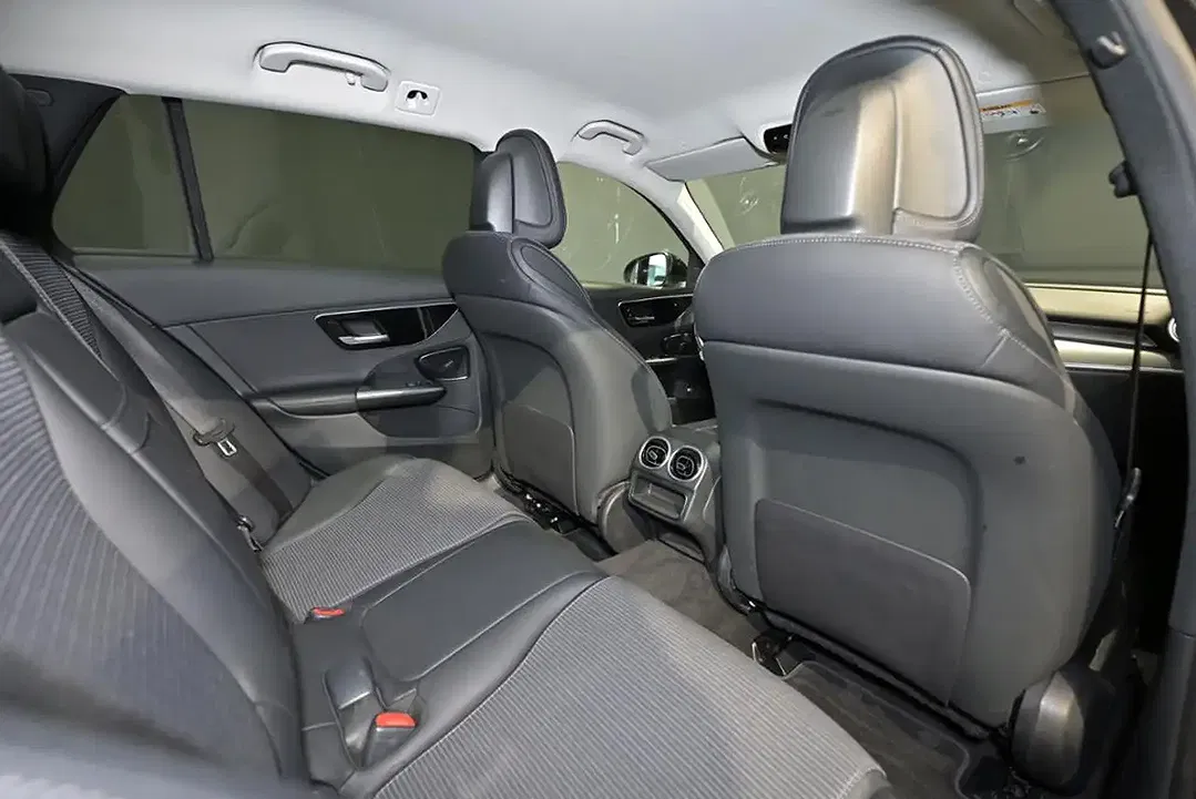 Mercedes-Benz C 200 - Thumbnail 26