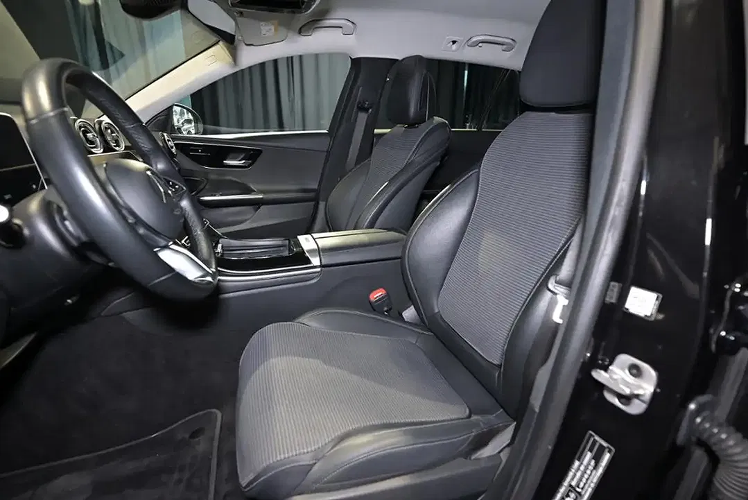 Mercedes-Benz C 200 - Thumbnail 4