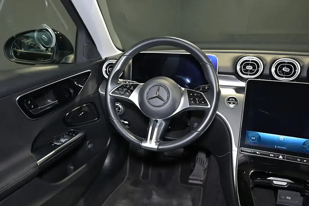 Mercedes-Benz C 200 - Thumbnail 8