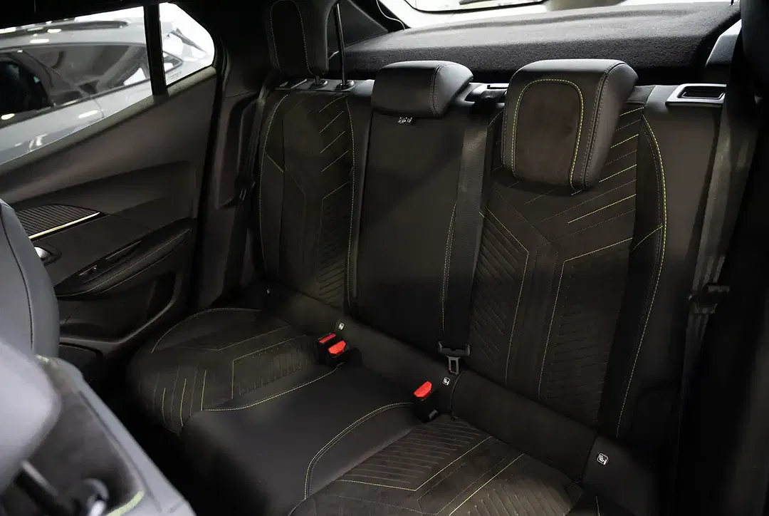 Peugeot 2008 - Thumbnail 7