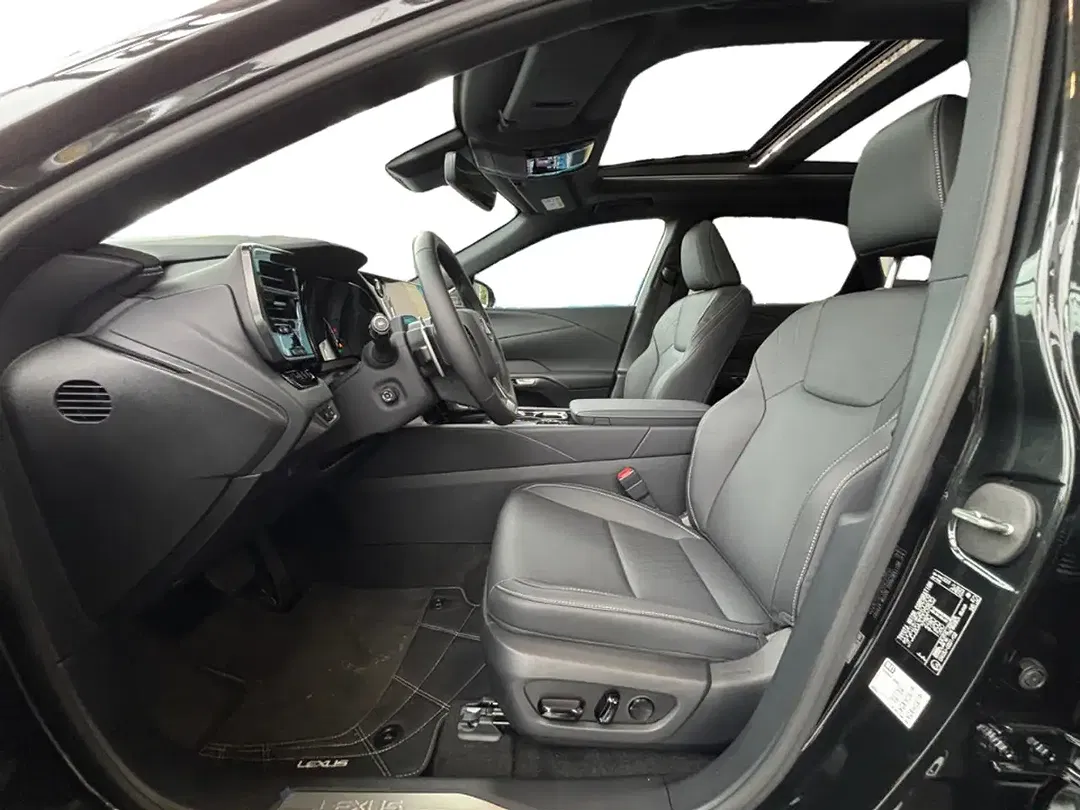 Lexus RX 450h - Thumbnail 13