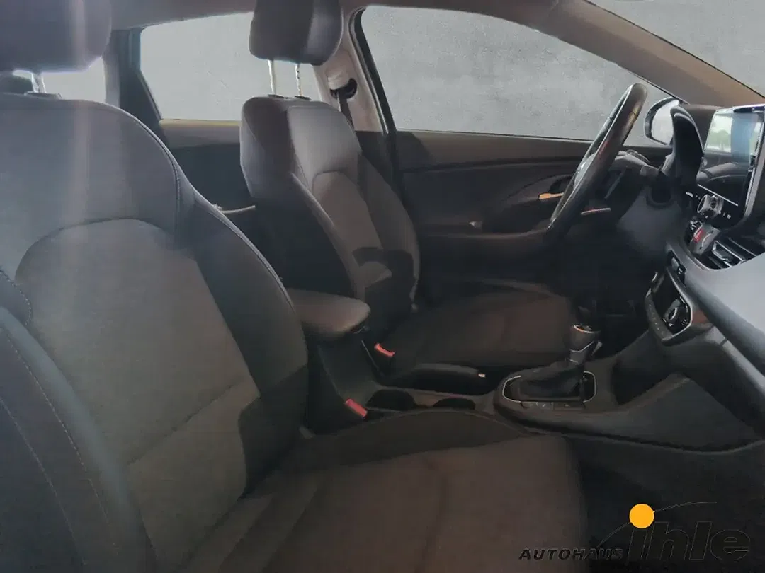 Hyundai i30 - Thumbnail 4
