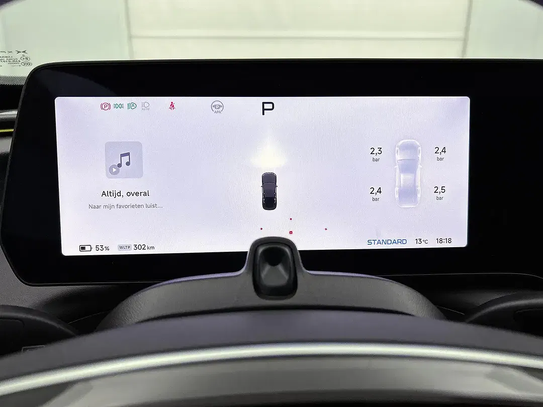 Xpeng P7 - Thumbnail 6