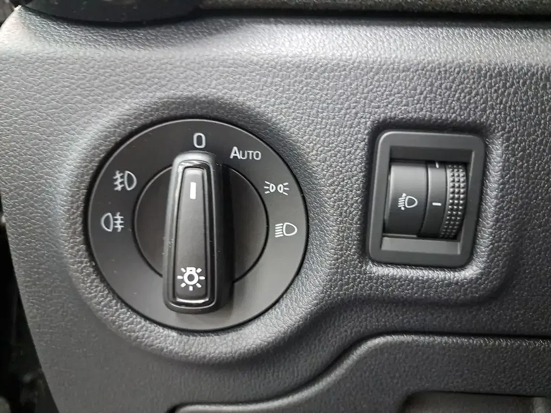 Skoda Fabia - Thumbnail 9