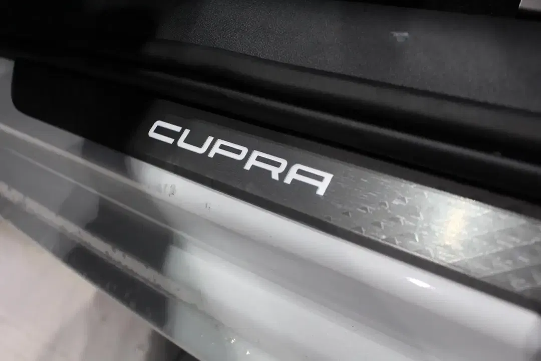 CUPRA Leon - Thumbnail 11