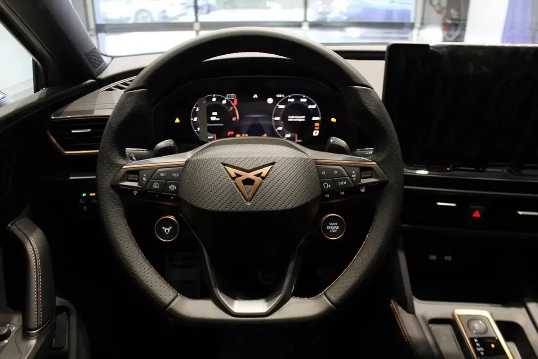 CUPRA Leon - Thumbnail 6