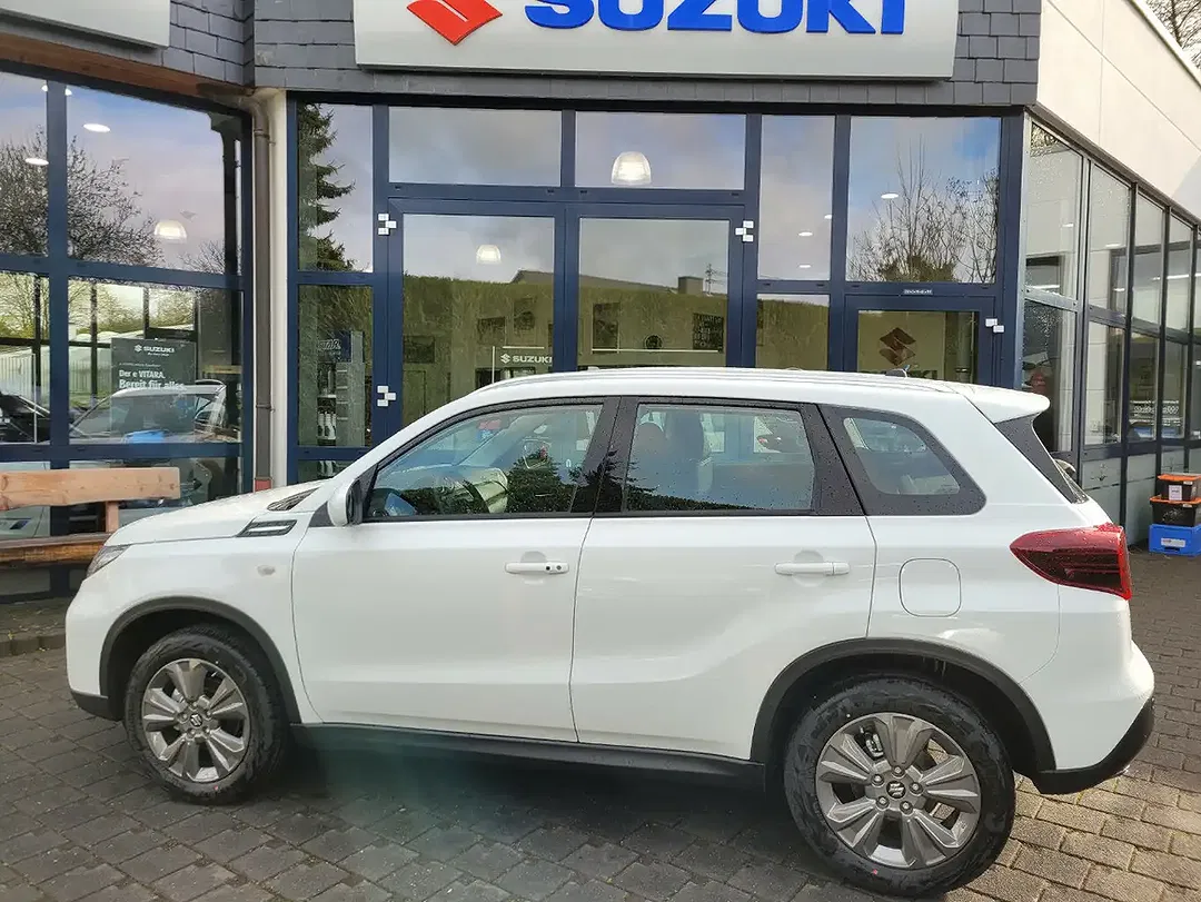 Suzuki Vitara - Thumbnail 2