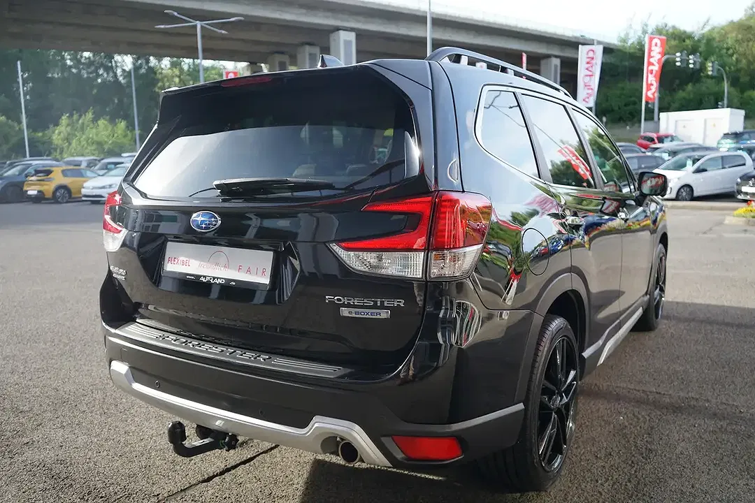 Subaru Forester - Thumbnail 8