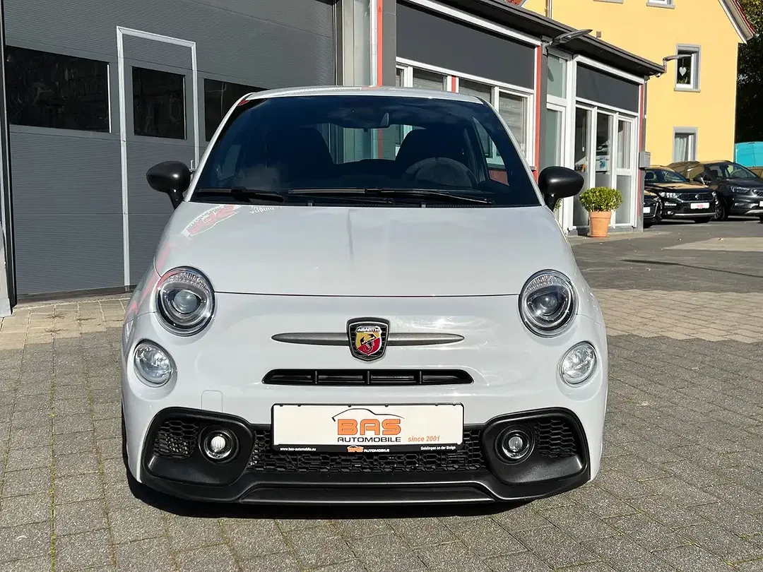 Abarth 695 - Thumbnail 2