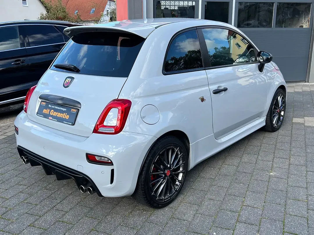 Abarth 695 - Thumbnail 4