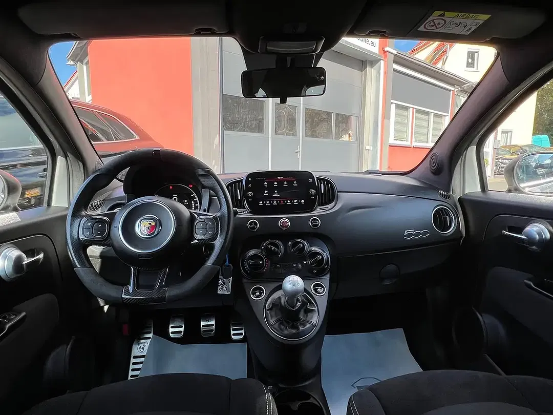 Abarth 695 - Thumbnail 7