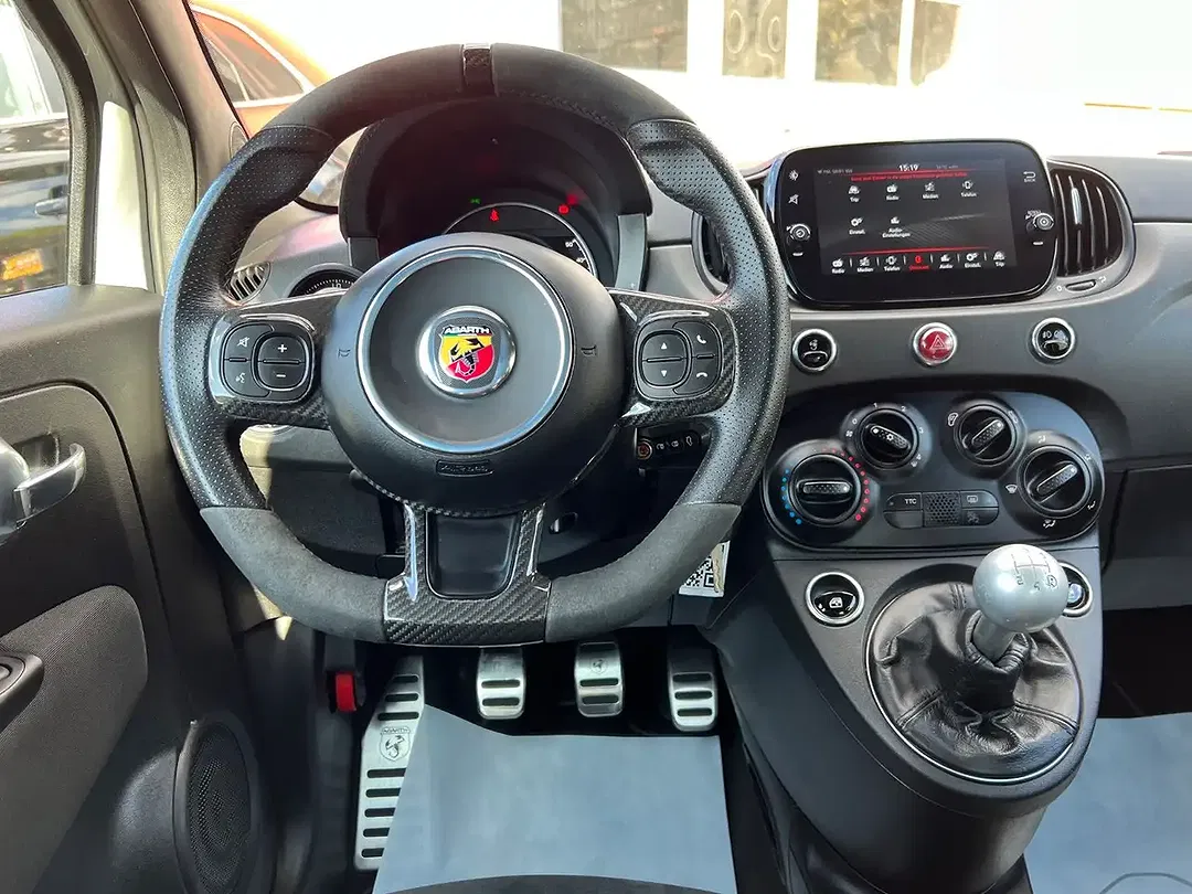 Abarth 695 - Thumbnail 8