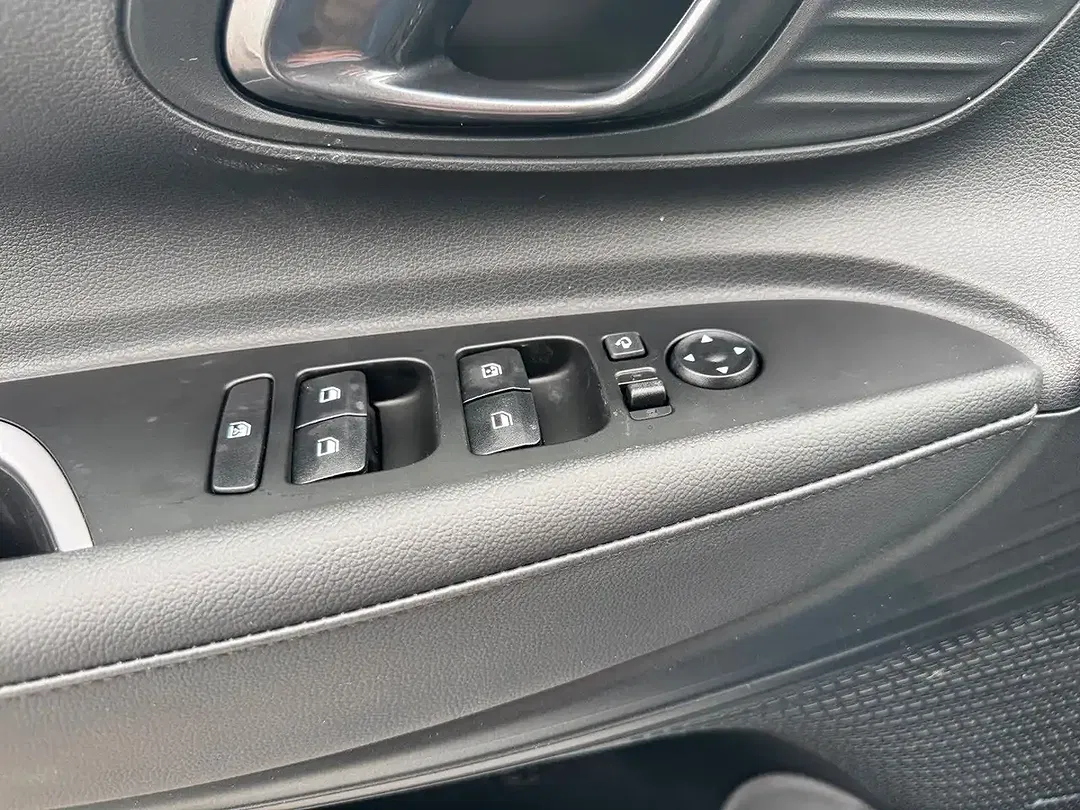 Hyundai i20 - Thumbnail 15