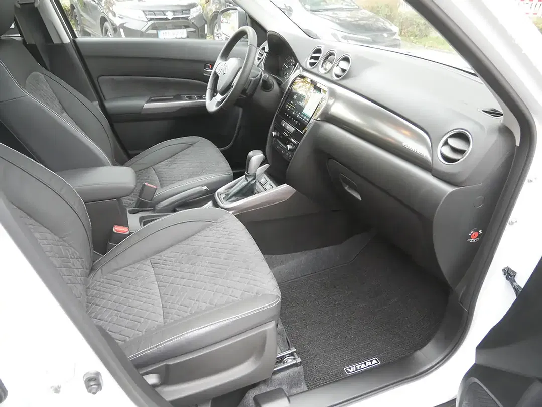 Suzuki Vitara - Thumbnail 8