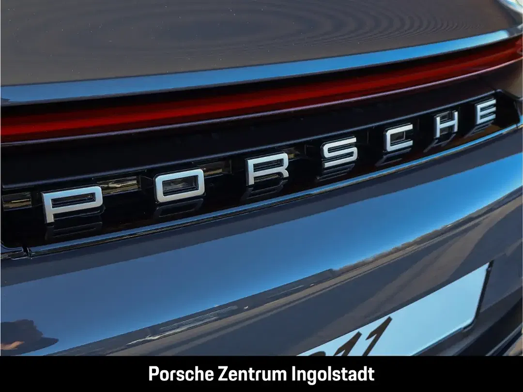 Porsche 992 - Thumbnail 8