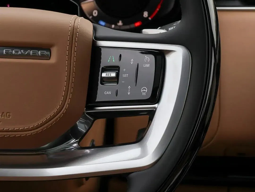 Land Rover Range Rover - Thumbnail 10