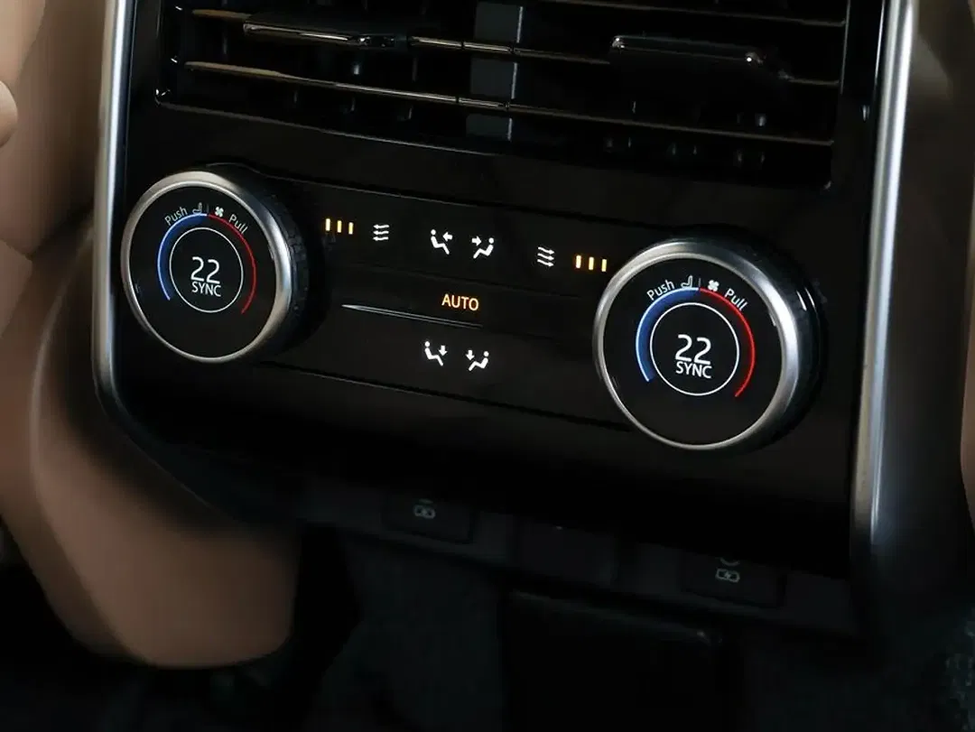 Land Rover Range Rover - Thumbnail 13