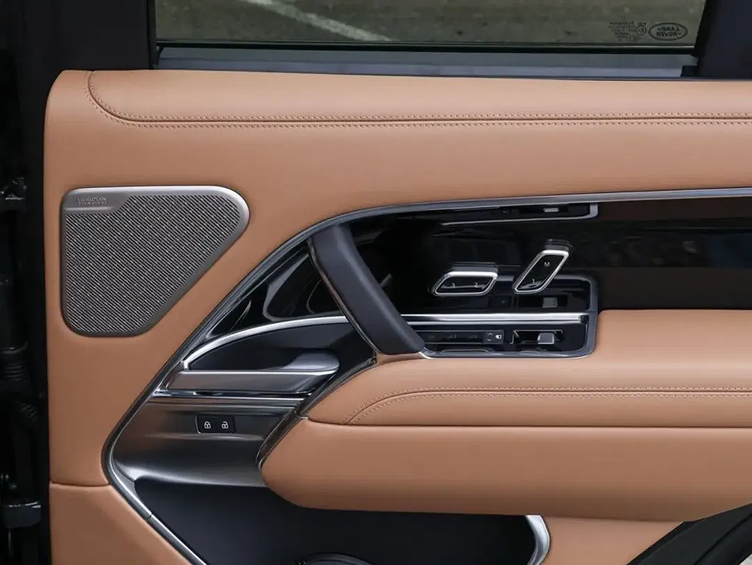 Land Rover Range Rover - Thumbnail 14