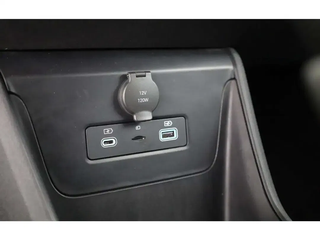 BYD Dolphin - Thumbnail 16