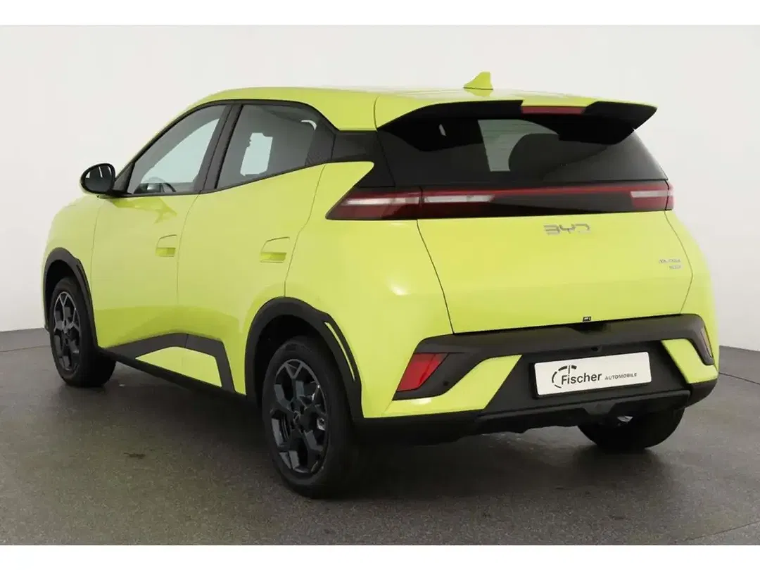 BYD Dolphin - Thumbnail 3
