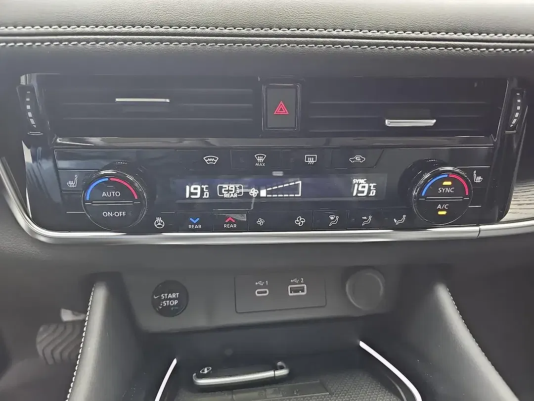 Nissan X-Trail - Thumbnail 11
