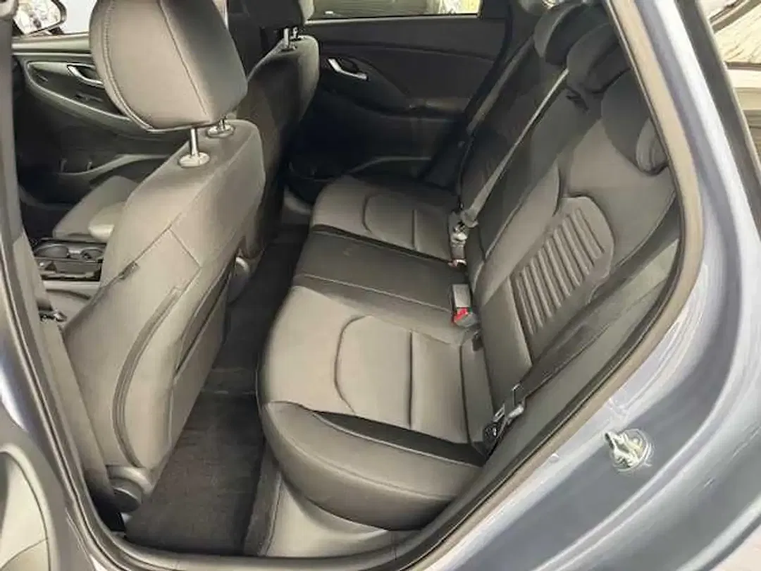 Hyundai i30 - Thumbnail 8