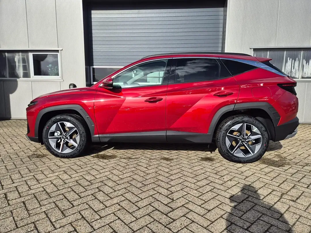 Hyundai TUCSON - Thumbnail 2
