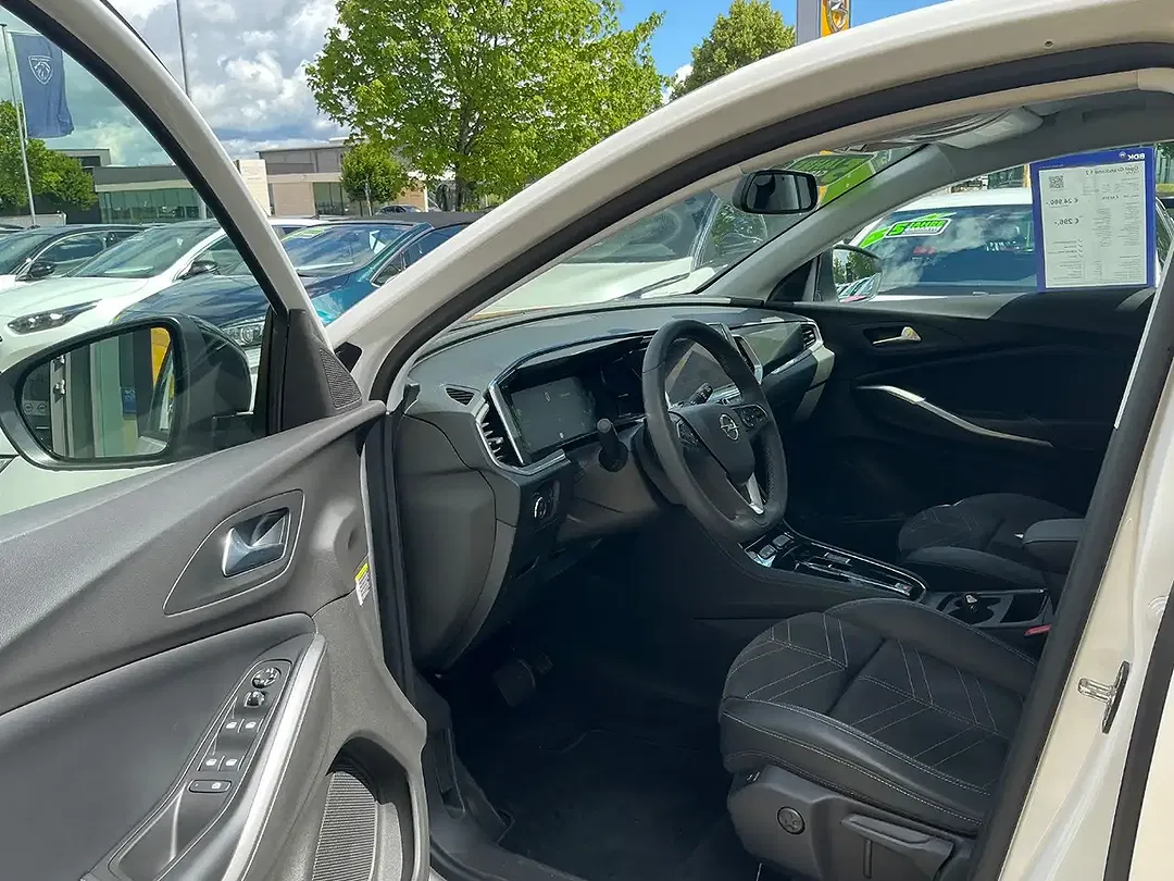 Opel Grandland - Thumbnail 8