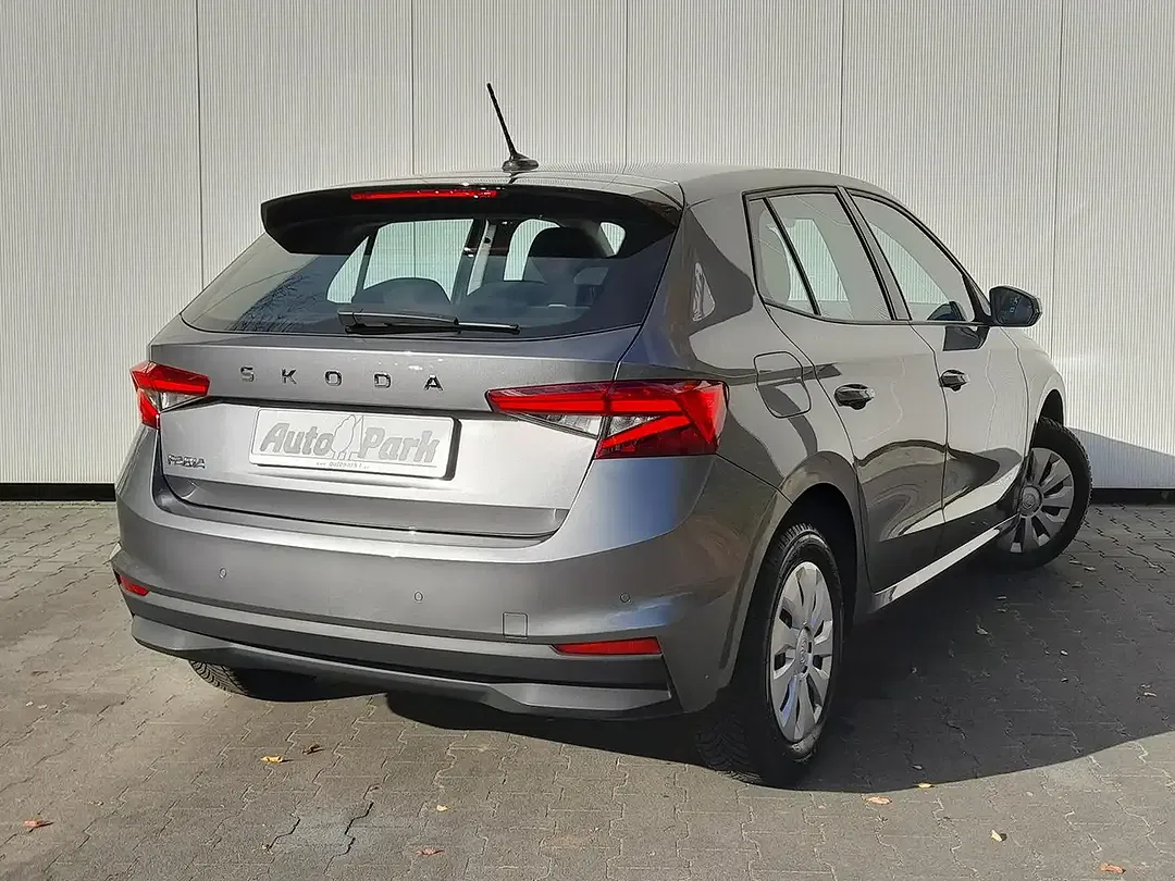 Skoda Fabia - Thumbnail 2