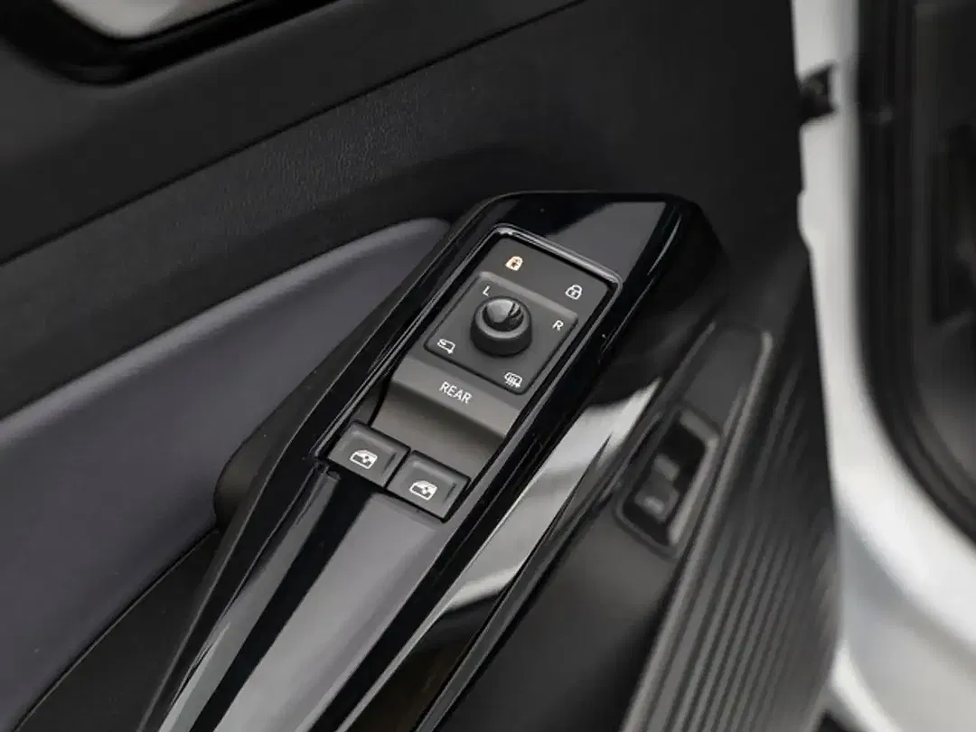 Volkswagen ID.4 - Thumbnail 13