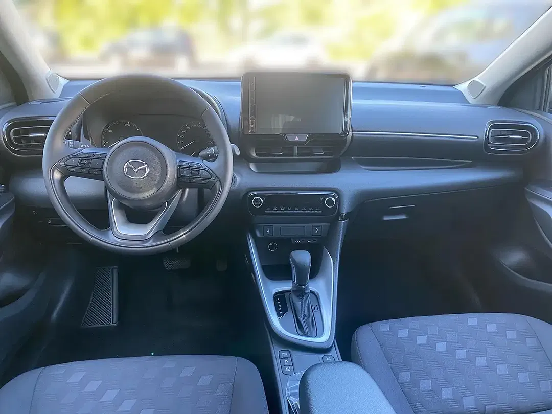 Mazda 2 - Thumbnail 9