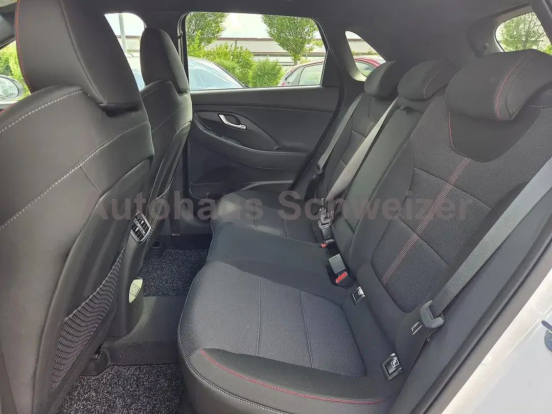 Hyundai i30 - Thumbnail 9