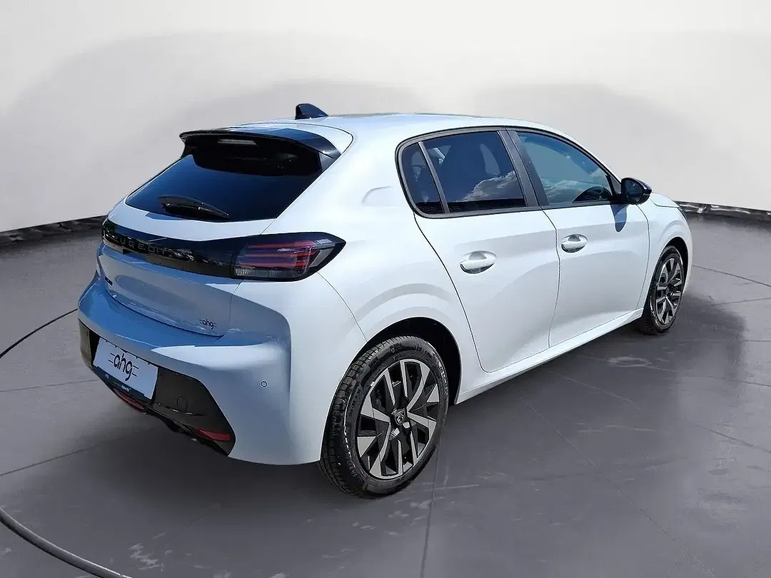 Peugeot 208 - Thumbnail 2