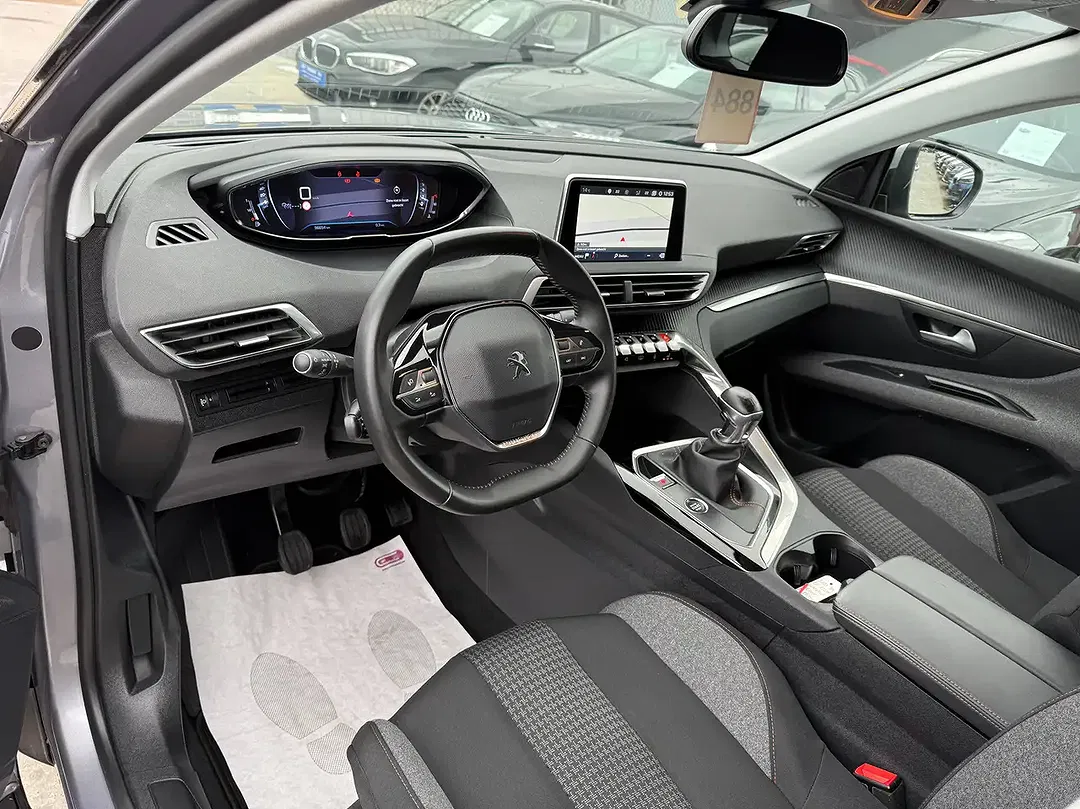 Peugeot 5008 - Thumbnail 12