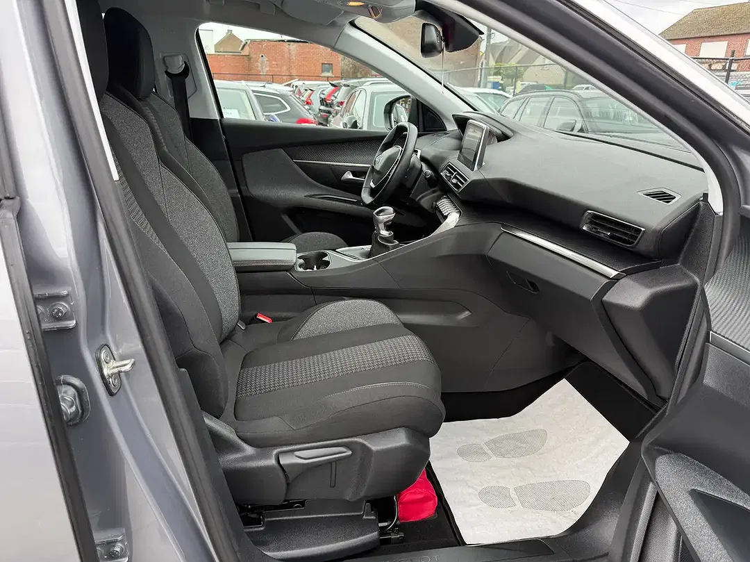 Peugeot 5008 - Thumbnail 26