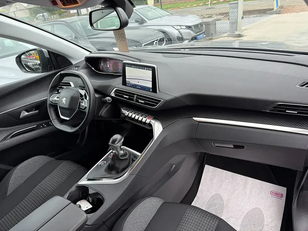 Peugeot 5008 - Thumbnail 27