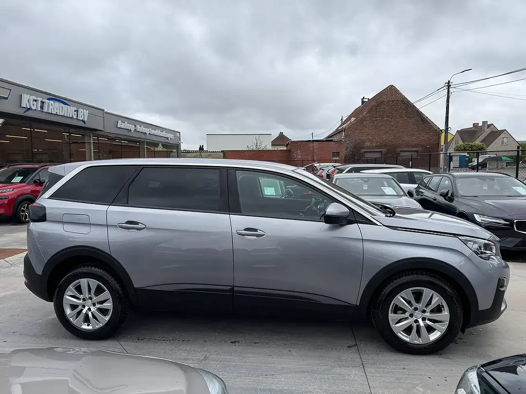 Peugeot 5008 - Thumbnail 4