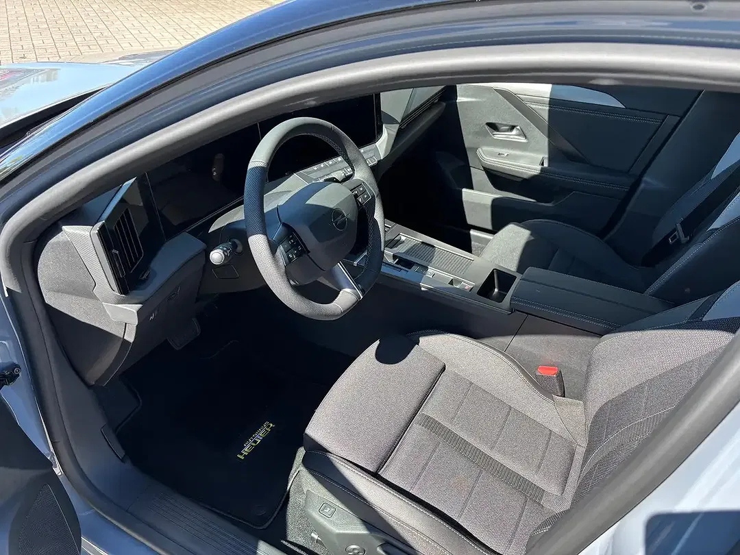 Opel Astra - Thumbnail 7
