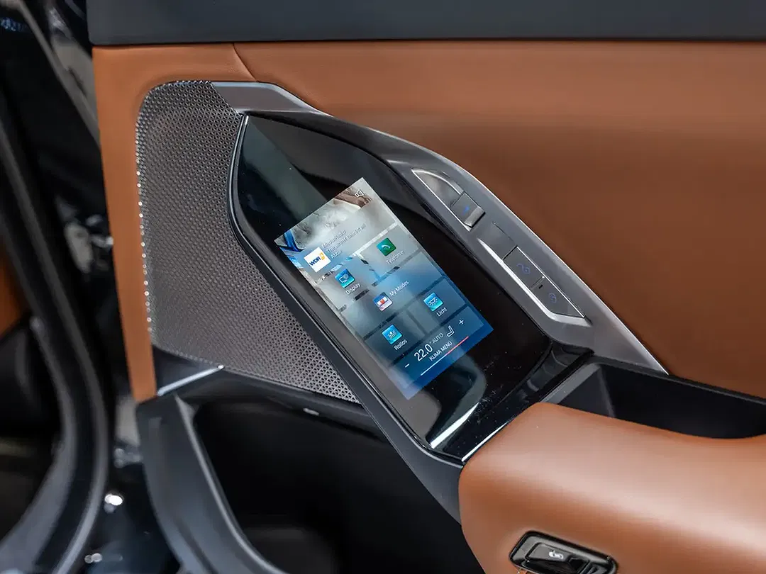 BMW 750 - Thumbnail 9