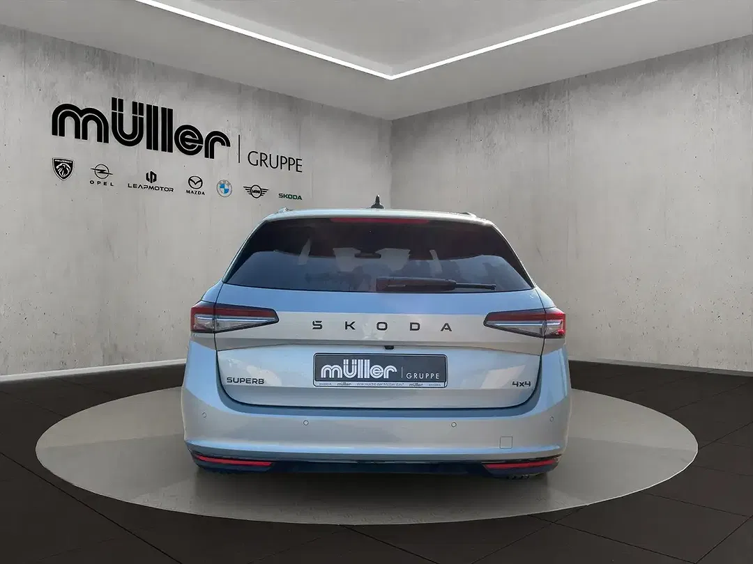 Skoda Superb - Thumbnail 5