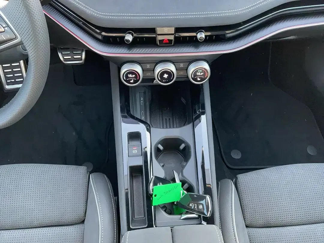 Skoda Superb - Thumbnail 9