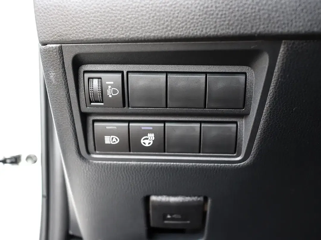 Mazda 2 - Thumbnail 9