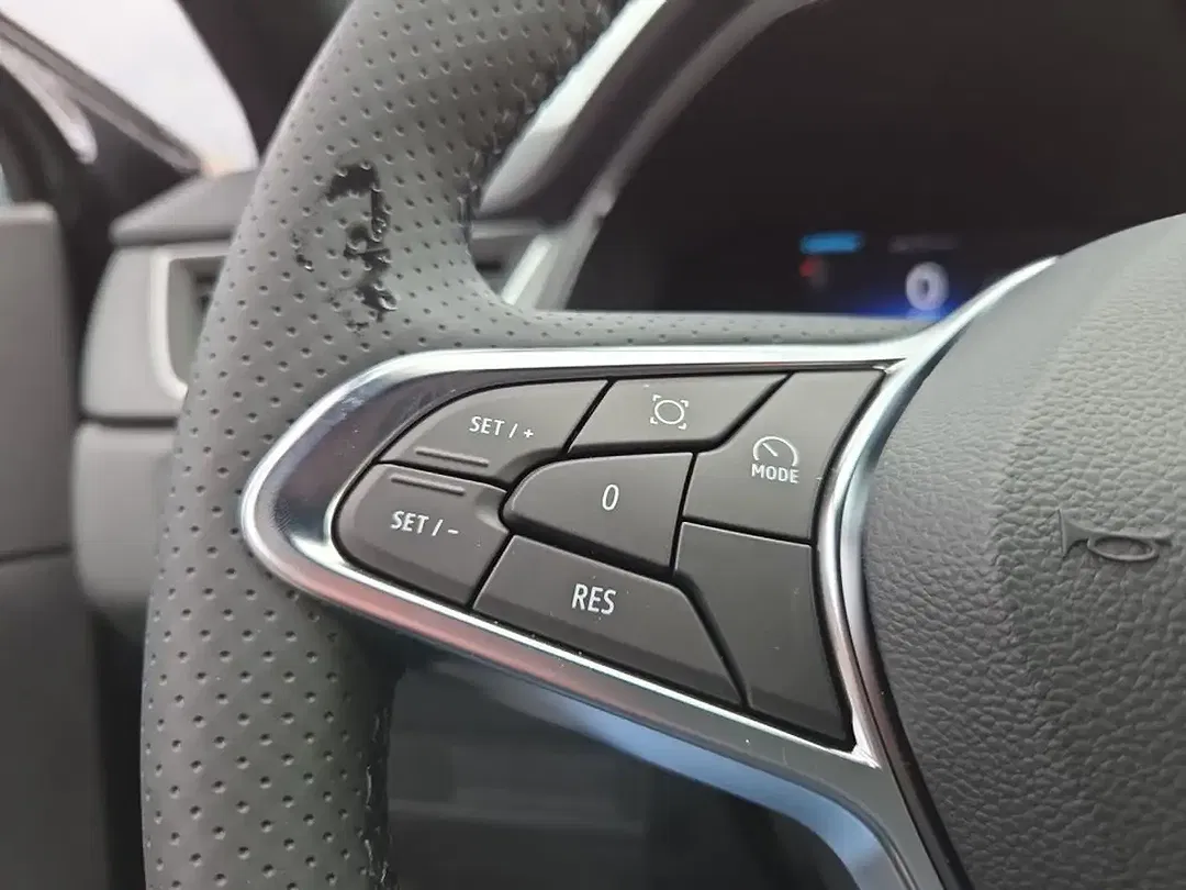 Renault Captur - Thumbnail 14