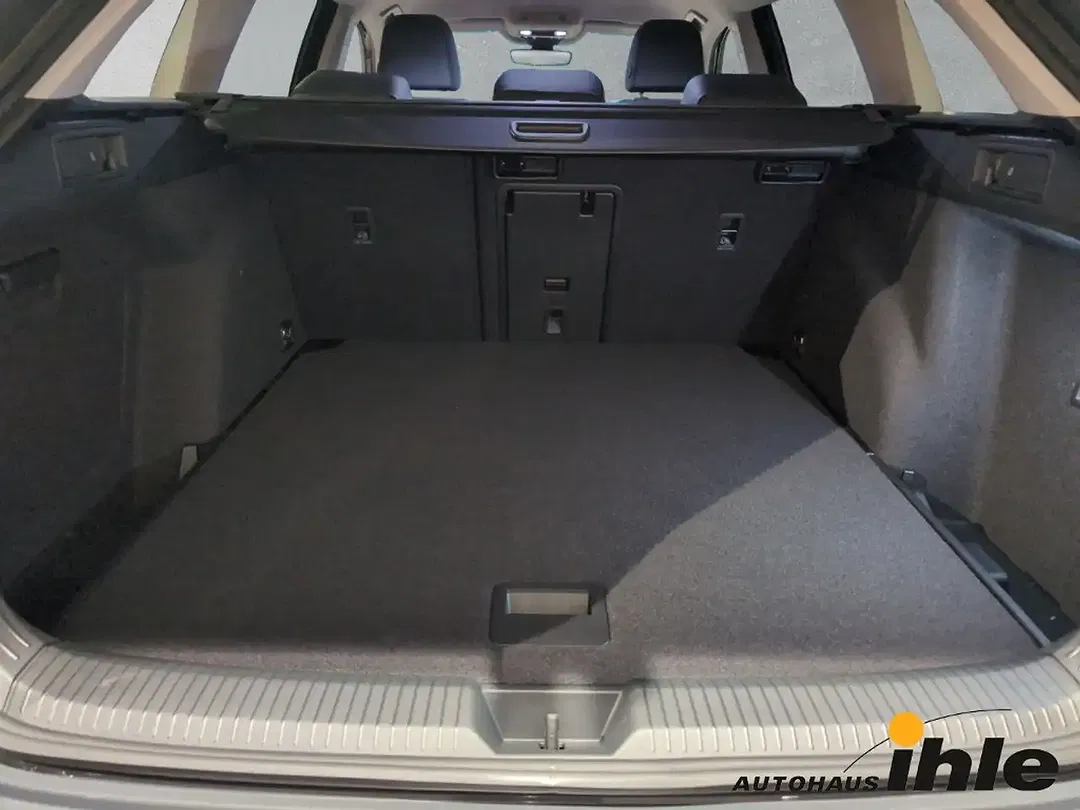 Volkswagen Golf Variant - Thumbnail 9