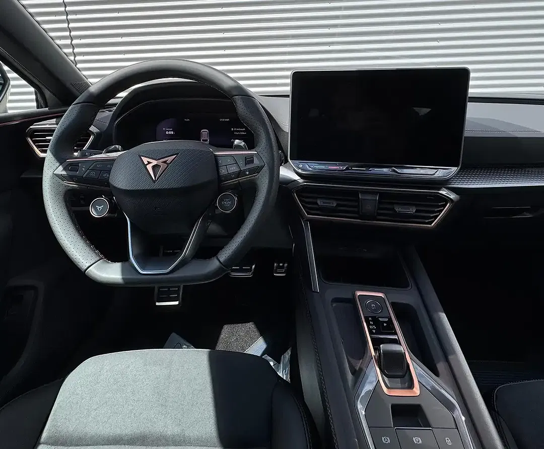 CUPRA Leon - Thumbnail 12