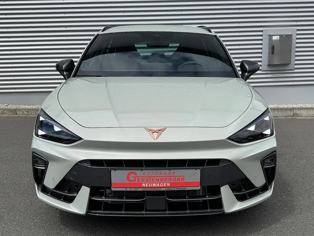 CUPRA Leon - Thumbnail 3