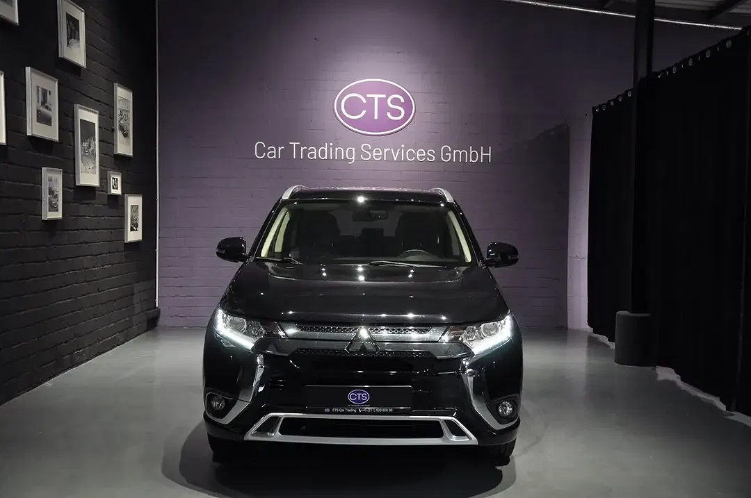 Mitsubishi Outlander PHEV Hybrid 4WD Basis
