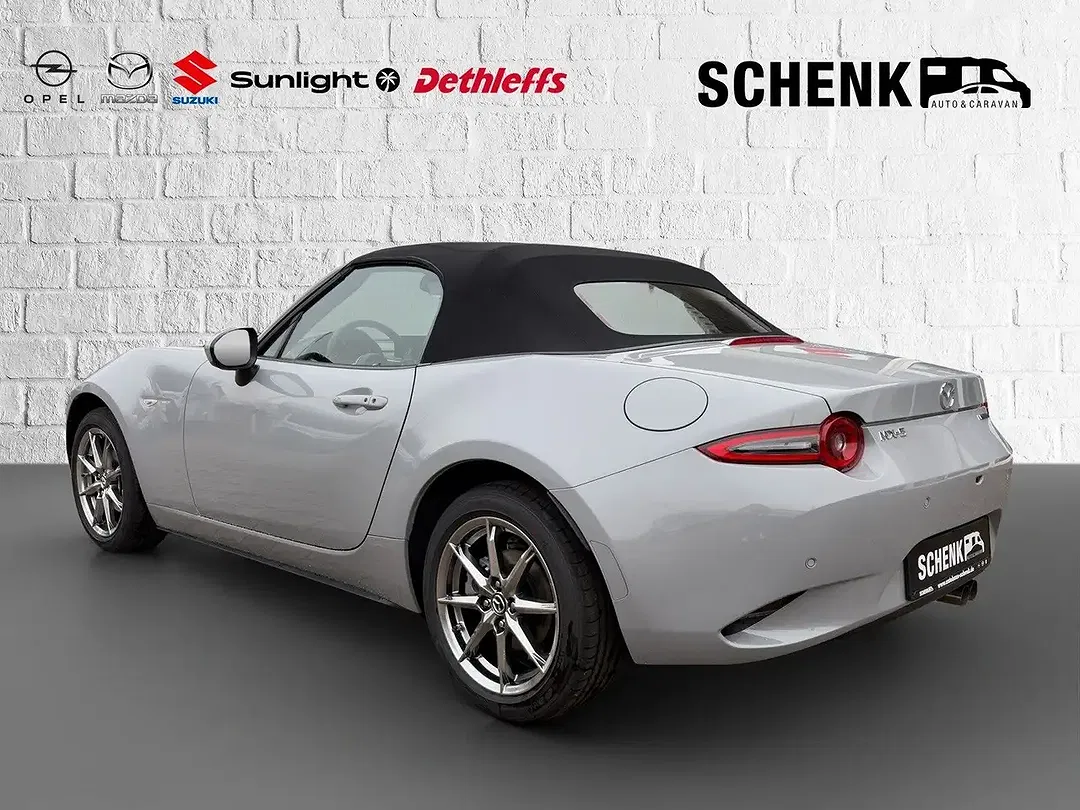 Mazda MX-5 - Thumbnail 3