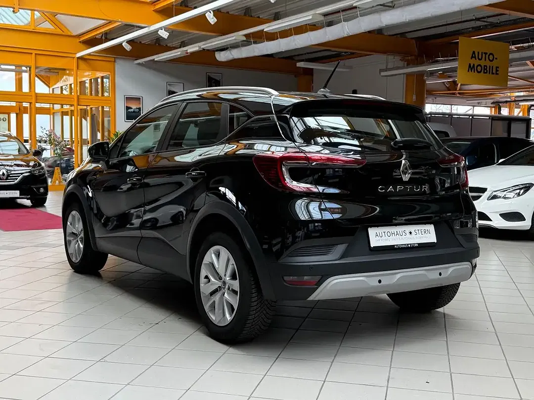 Renault Captur - Thumbnail 4